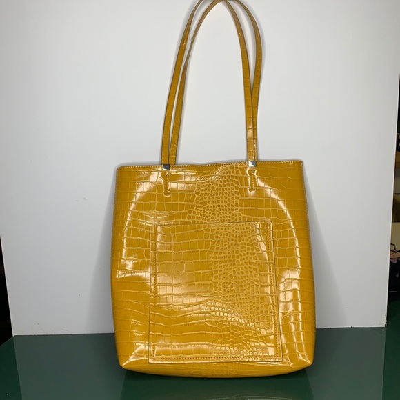 Zara Faux Croc Tote - Picture 1 of 4